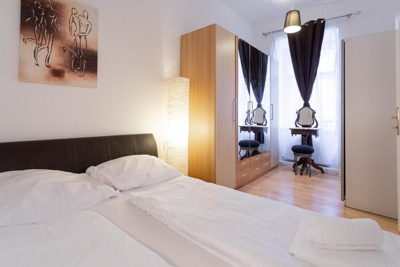 Central Garden Apartments Vienne Extérieur photo
